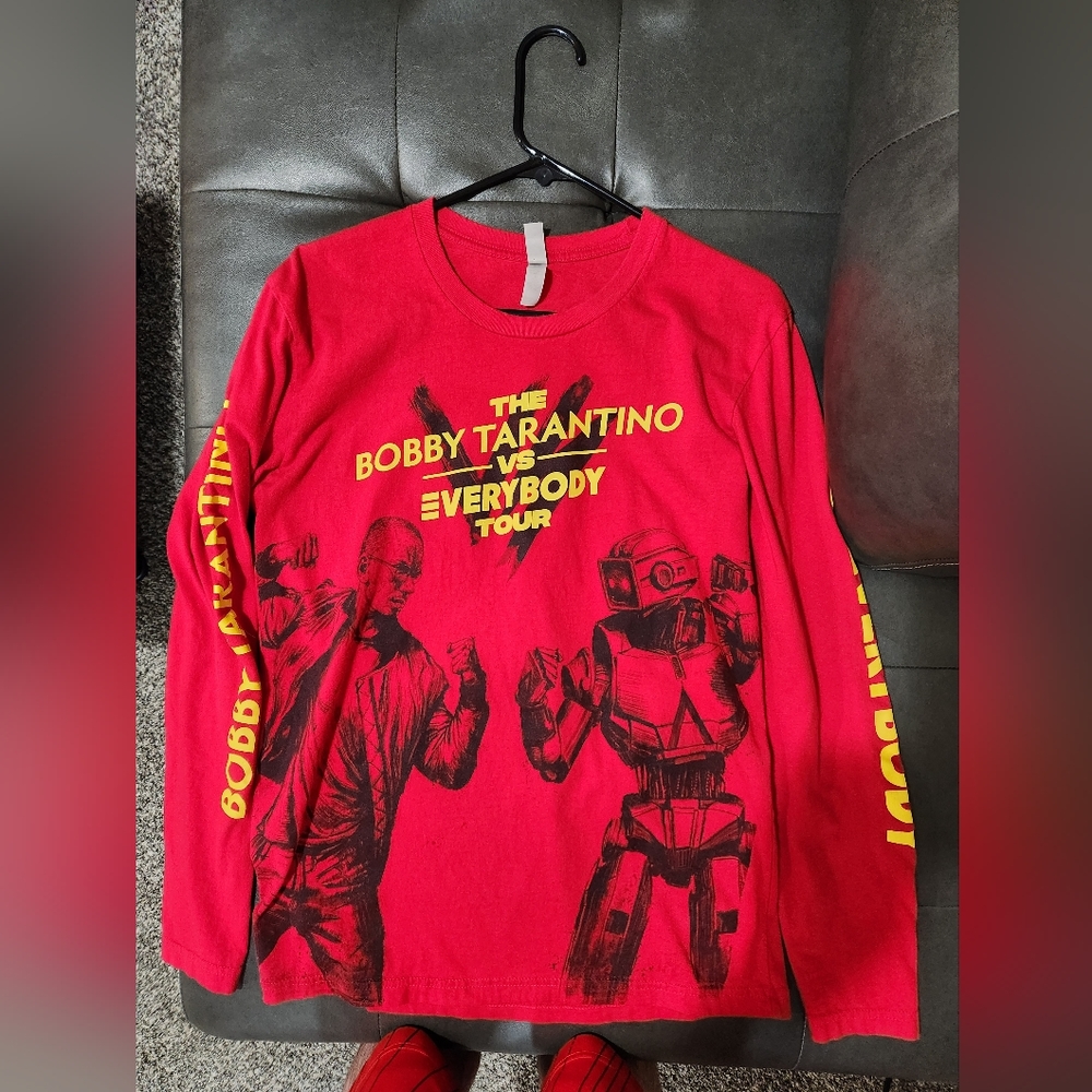 Logic Concert Shirt Size Men Medium